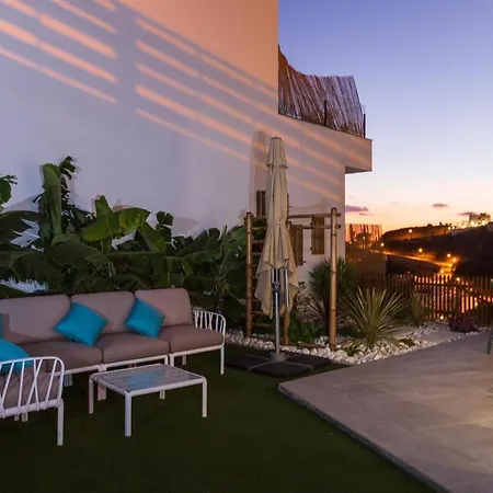 Luxury Celeste Retreat ヴィラ トロクス・コスタ